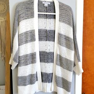 Liz Claiborne Women's Cardigan.